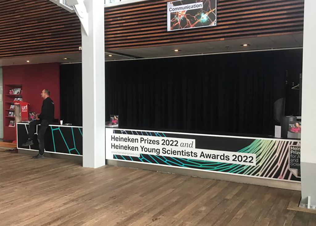 Heineken Prize 2022 - Cloakroom balie